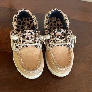 Toddler sperry size 9